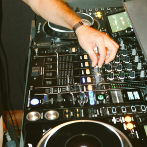 DJ pour événements d'entreprise, animation pour soirée entreprise